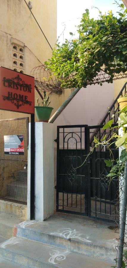 מדוראי Criston Home Stay מראה חיצוני תמונה